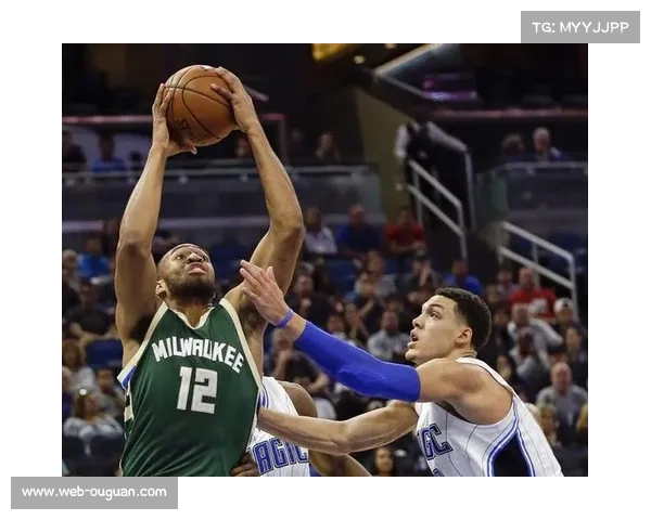 飞翼队新秀佩吉·布克斯获评年度最佳新秀,球队重建现曙光